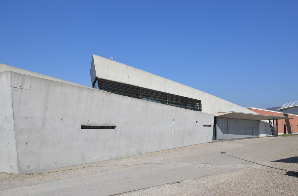 Zaha Hadid architecture Vitra Fire Station concrete